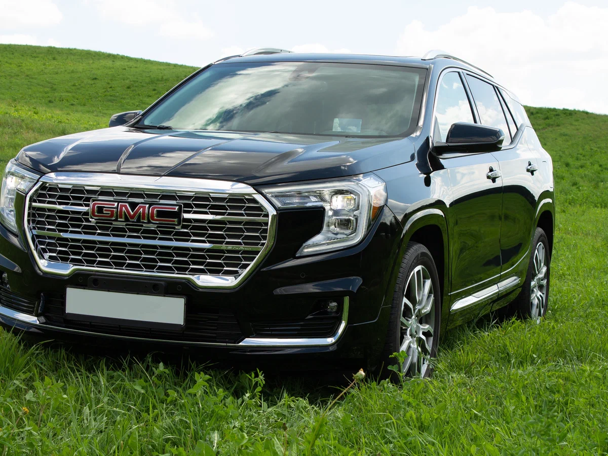 GMC Terrain.webp 2